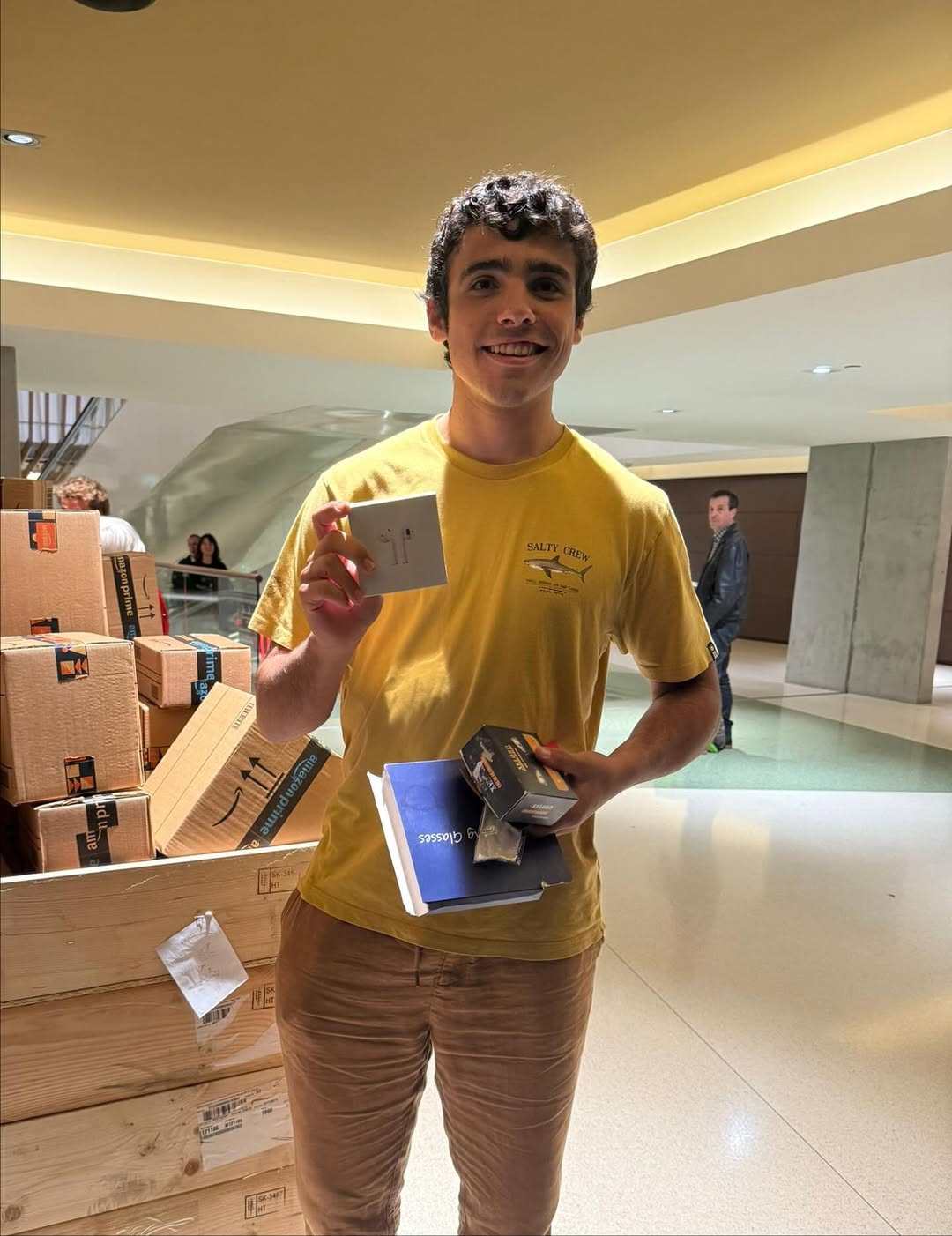 Cliente feliz com produtos Secret Pack